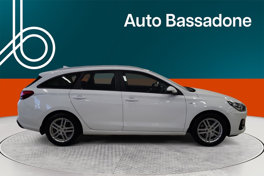 Hyundai i30 Wagon vaihtoauto