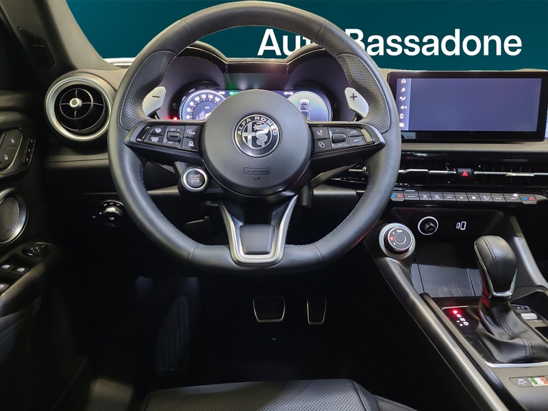 Alfa Romeo Tonale vaihtoauto