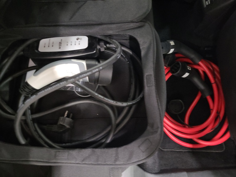 Peugeot e-2008 vaihtoauto