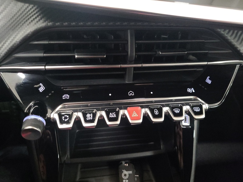 Peugeot e-2008 vaihtoauto