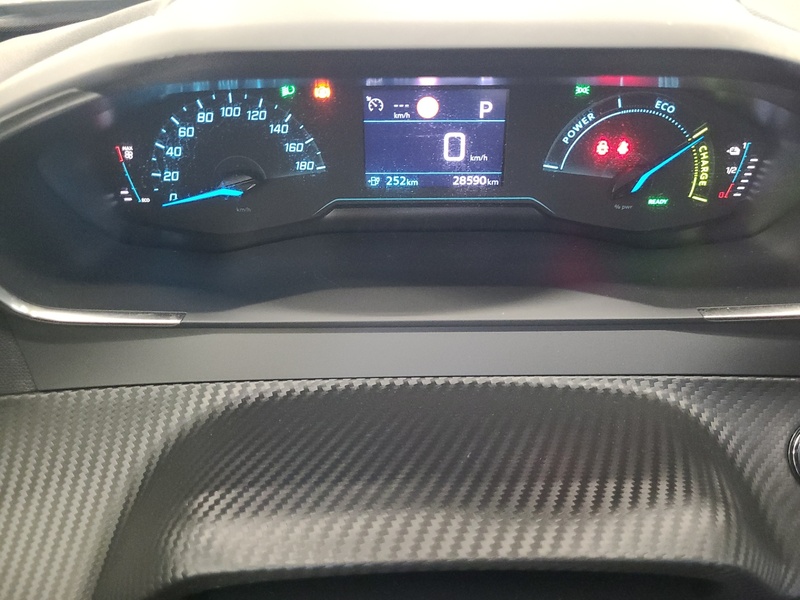 Peugeot e-2008 vaihtoauto