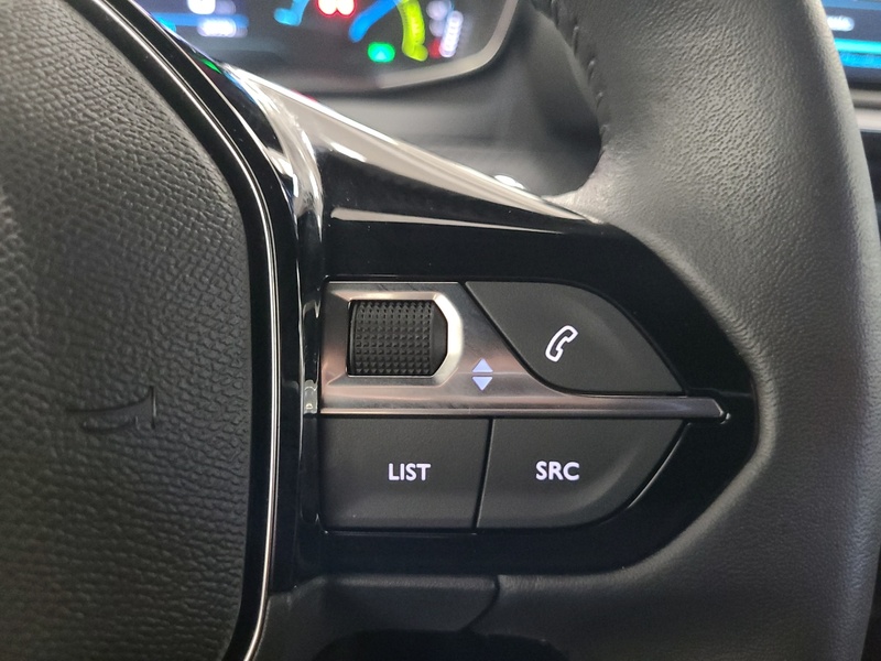 Peugeot e-2008 vaihtoauto