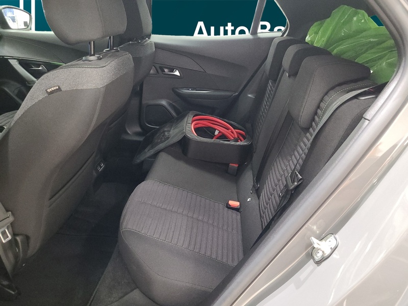 Peugeot e-2008 vaihtoauto