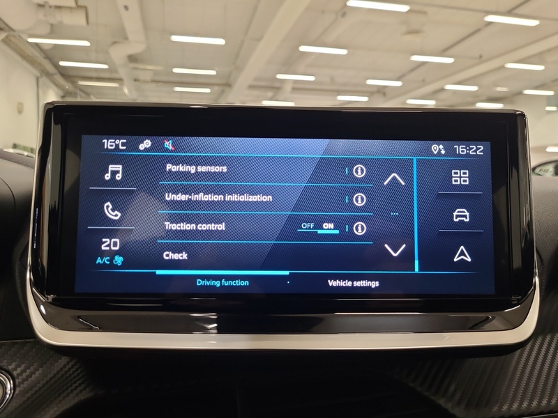 Peugeot e-2008 vaihtoauto