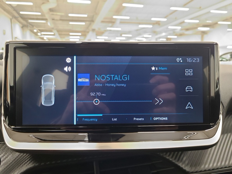 Peugeot e-2008 vaihtoauto