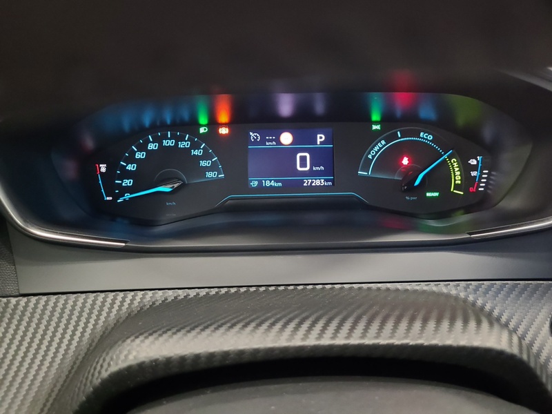 Peugeot e-2008 vaihtoauto