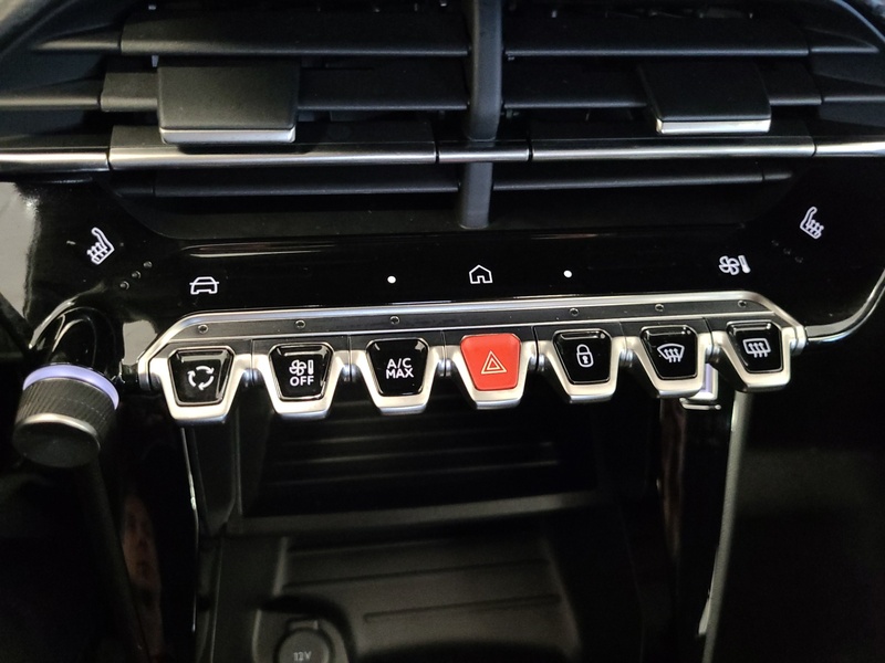 Peugeot e-2008 vaihtoauto