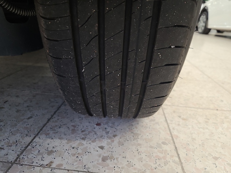 Peugeot e-2008 vaihtoauto