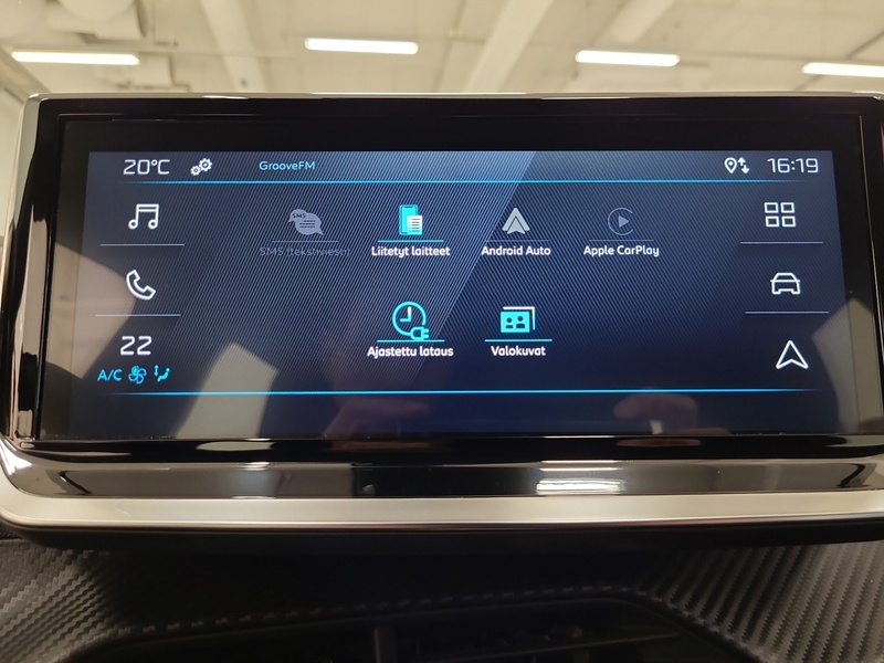 Peugeot e-2008 vaihtoauto