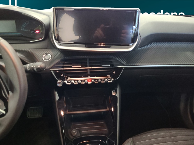 Peugeot e-2008 vaihtoauto