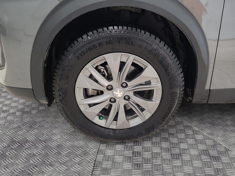 Peugeot e-2008 vaihtoauto