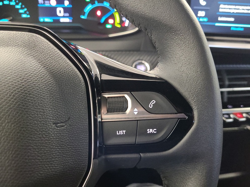 Peugeot e-2008 vaihtoauto