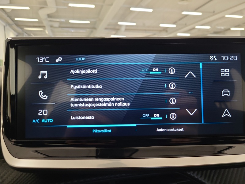 Peugeot e-2008 vaihtoauto