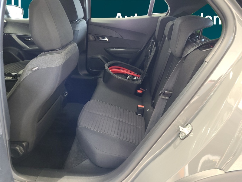 Peugeot e-2008 vaihtoauto