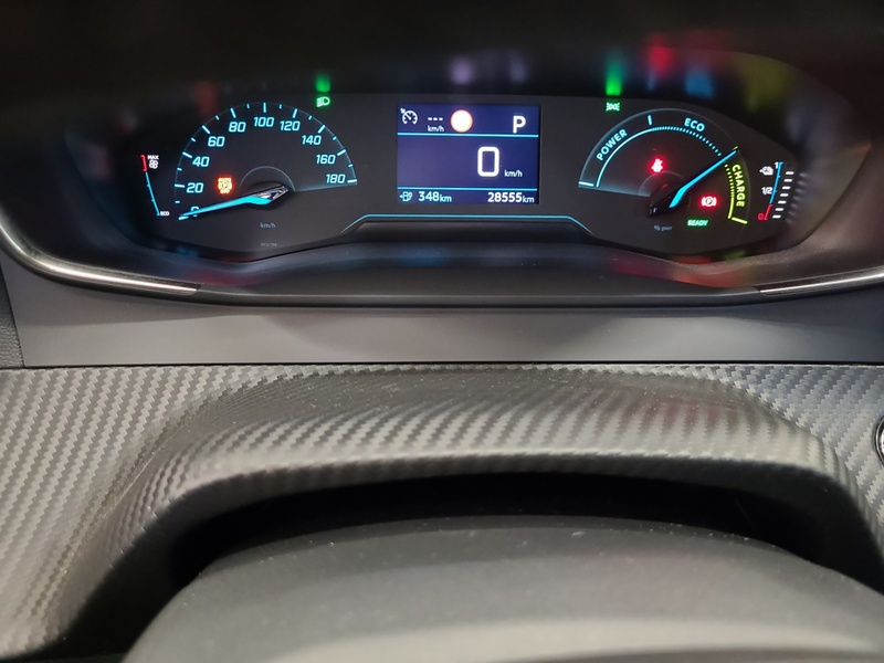 Peugeot e-2008 vaihtoauto