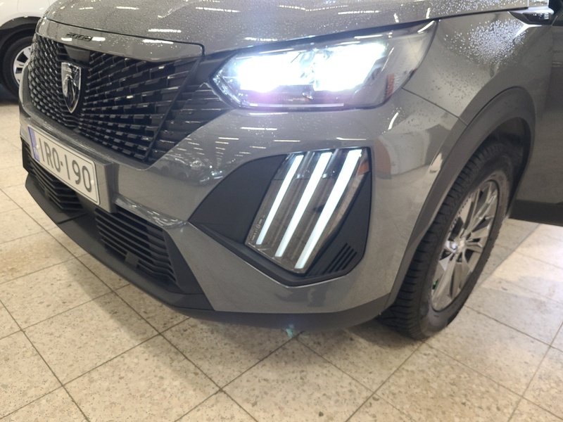 Peugeot e-2008 vaihtoauto