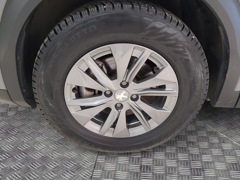 Peugeot e-2008 vaihtoauto