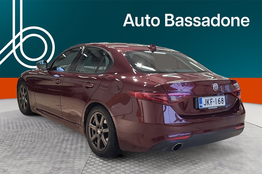 Alfa Romeo Giulia vaihtoauto