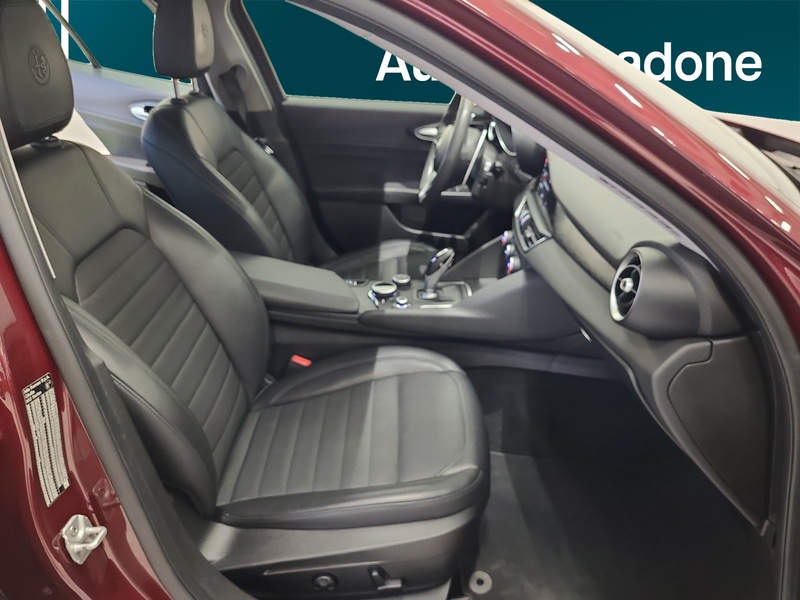 Alfa Romeo Giulia vaihtoauto