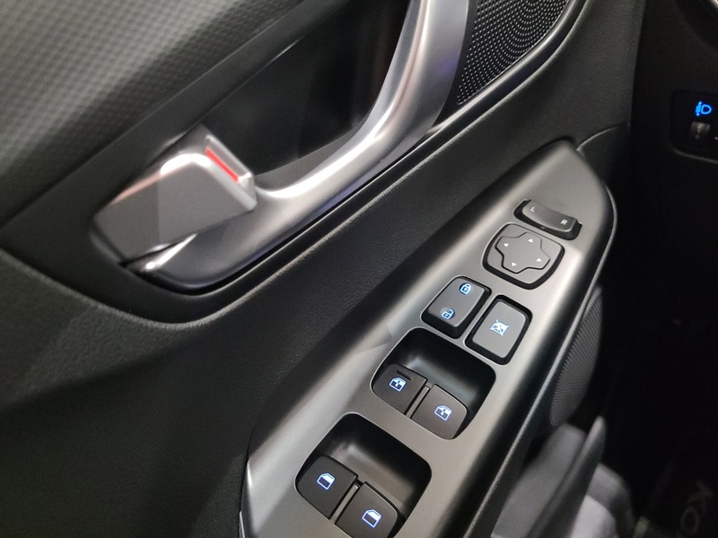 Hyundai Kona vaihtoauto