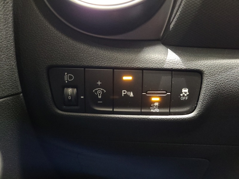 Hyundai Kona vaihtoauto