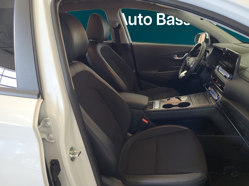 Hyundai Kona vaihtoauto