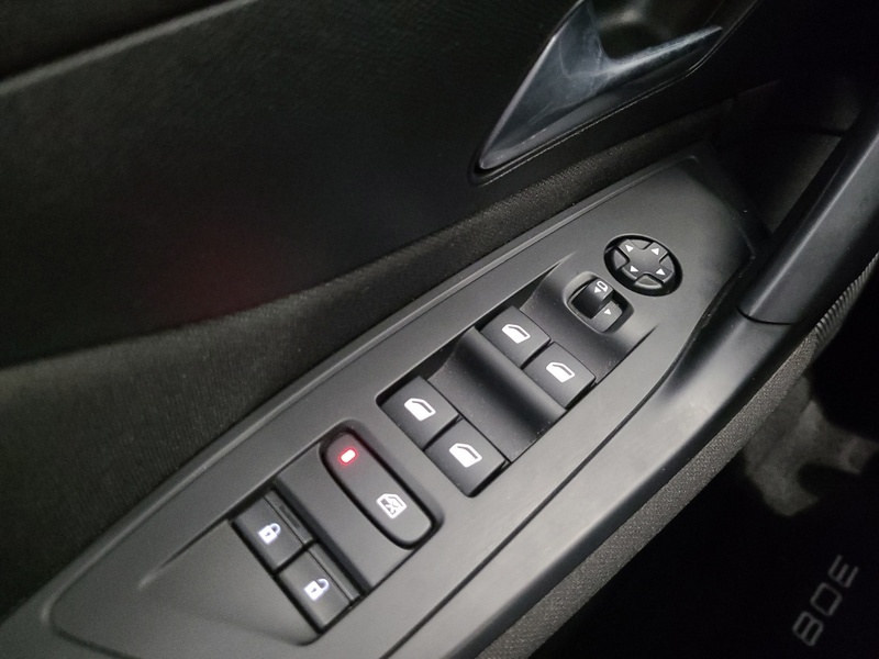 Peugeot 308 vaihtoauto