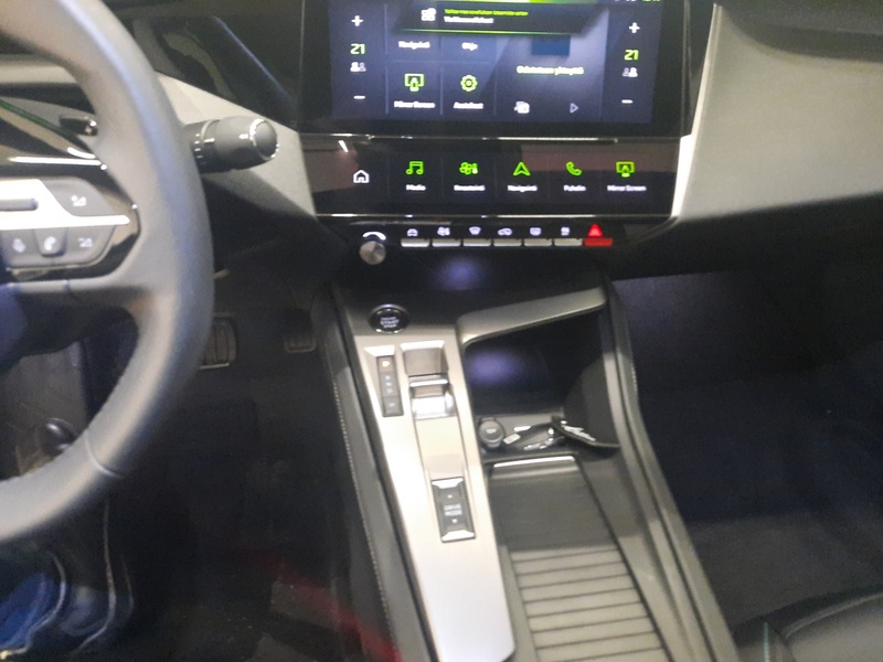 Peugeot 408 vaihtoauto