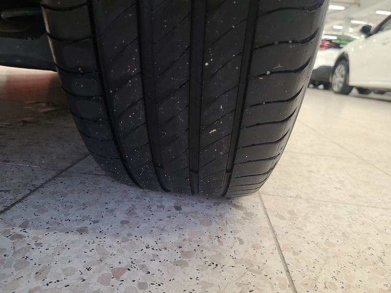 Peugeot 208 vaihtoauto