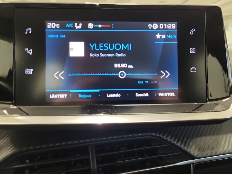 Peugeot 208 vaihtoauto