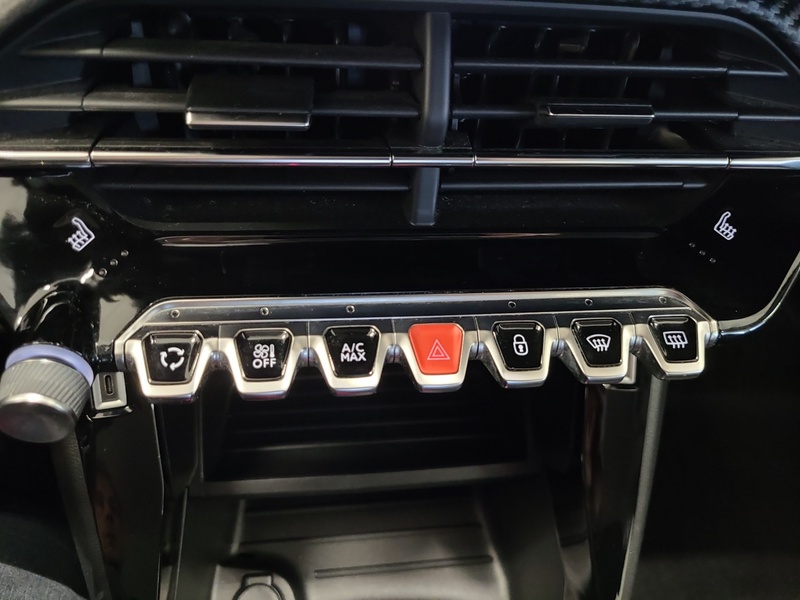 Peugeot 208 vaihtoauto