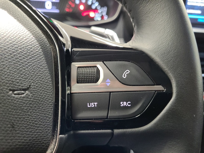 Peugeot 208 vaihtoauto