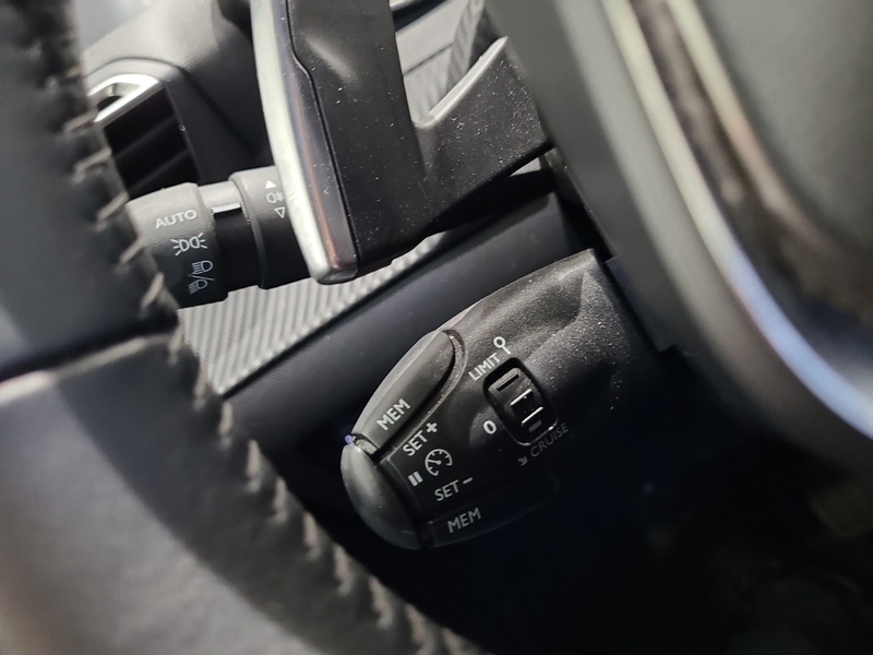 Peugeot 208 vaihtoauto