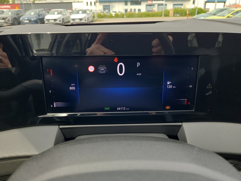 Opel Astra vaihtoauto