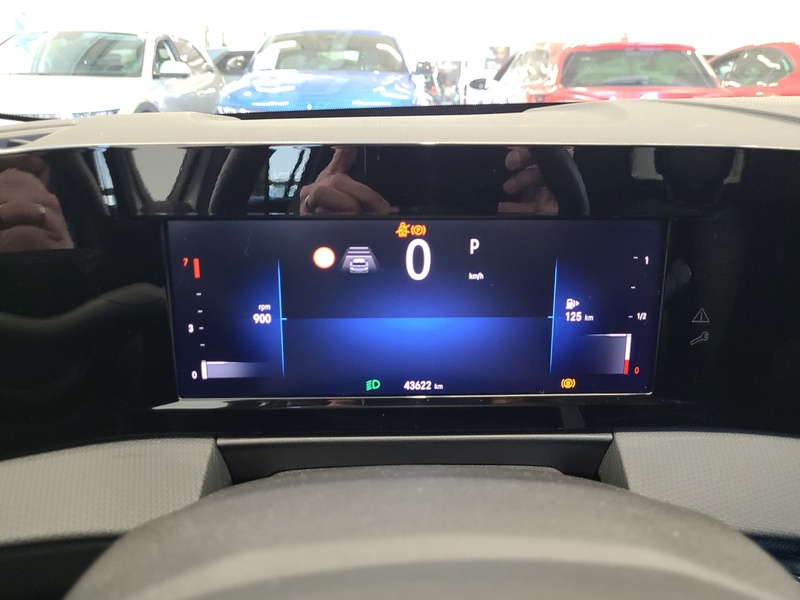 Opel Astra vaihtoauto