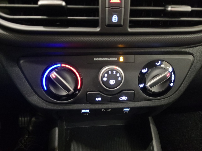 Hyundai i10 vaihtoauto