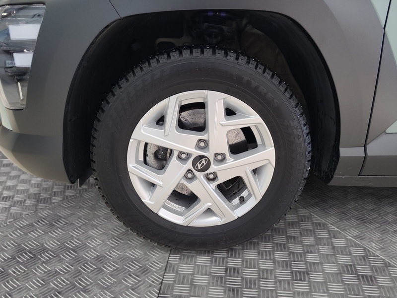 Hyundai KONA Hybrid vaihtoauto