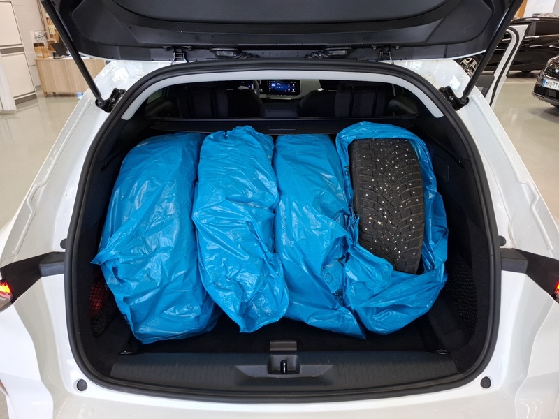 Opel Astra vaihtoauto