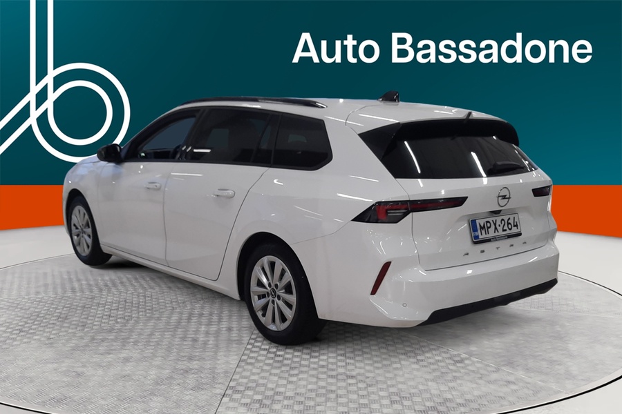 Opel Astra vaihtoauto