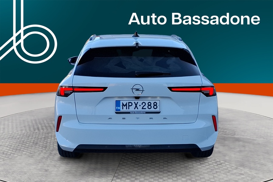 Opel Astra vaihtoauto