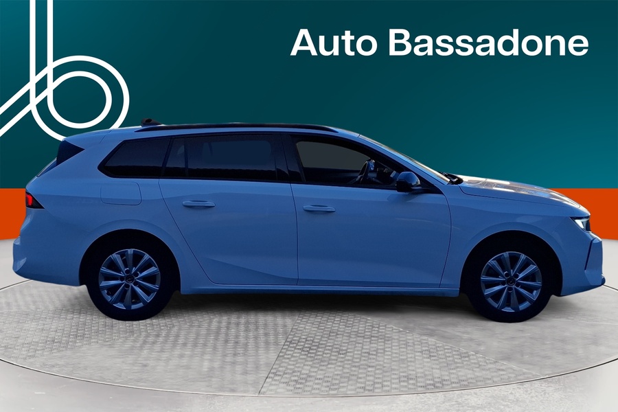 Opel Astra vaihtoauto