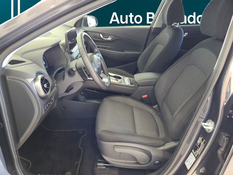 Hyundai Kona vaihtoauto