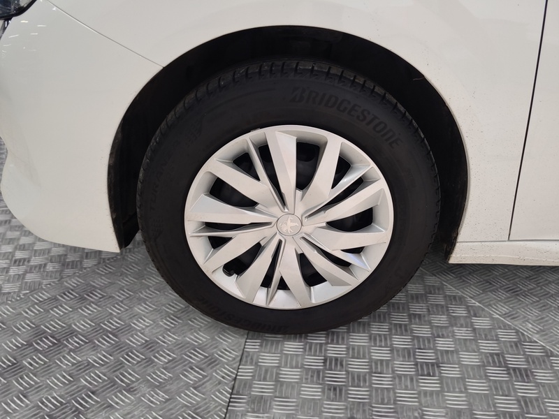 Peugeot 208 vaihtoauto