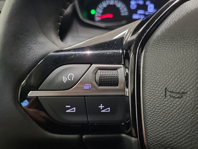 Peugeot 208 vaihtoauto