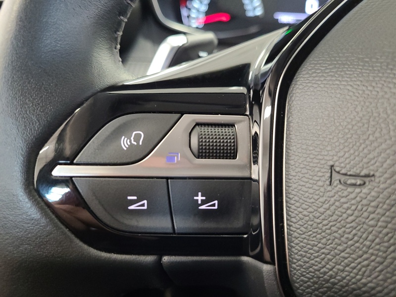 Peugeot 208 vaihtoauto