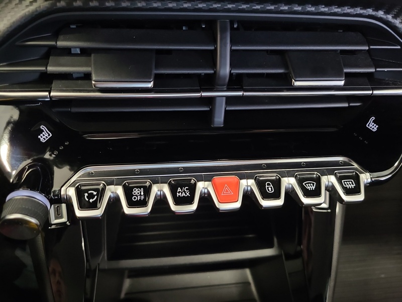 Peugeot 208 vaihtoauto