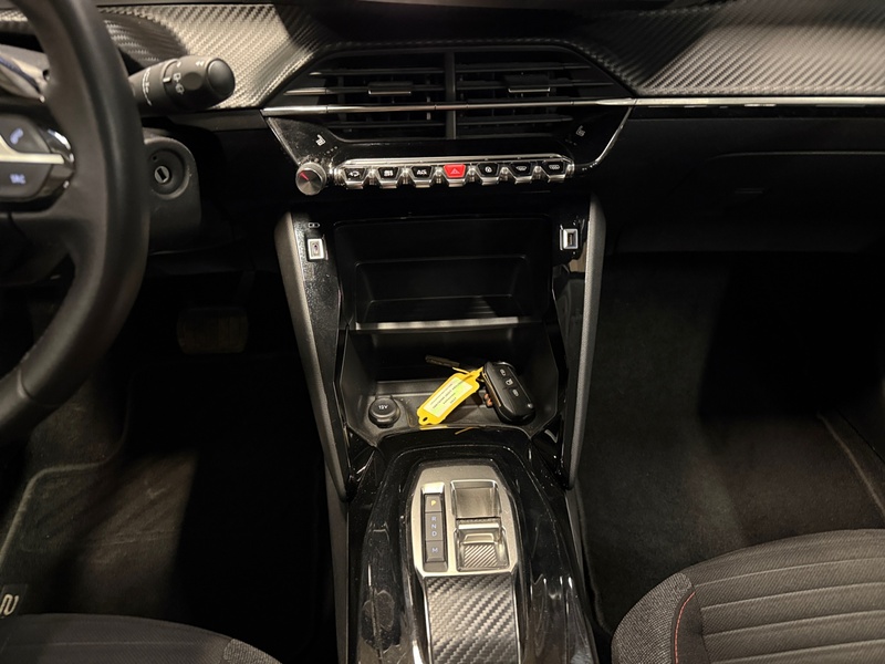 Peugeot 208 vaihtoauto