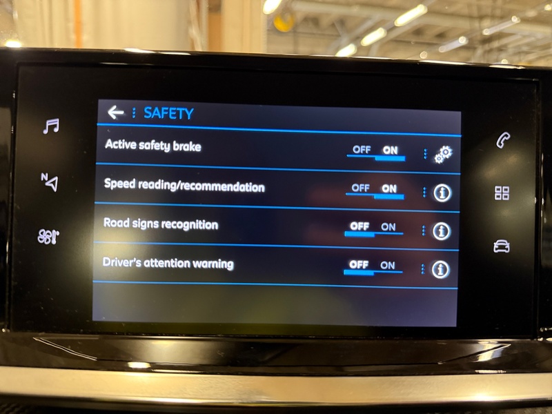 Peugeot 208 vaihtoauto