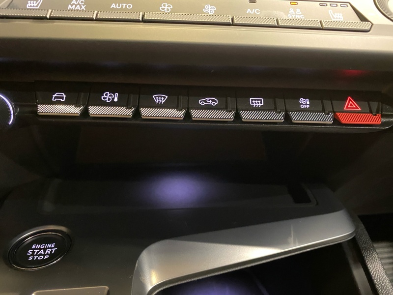 Peugeot 308 vaihtoauto