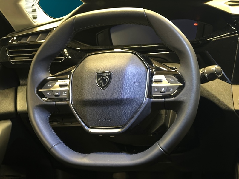 Peugeot 308 vaihtoauto